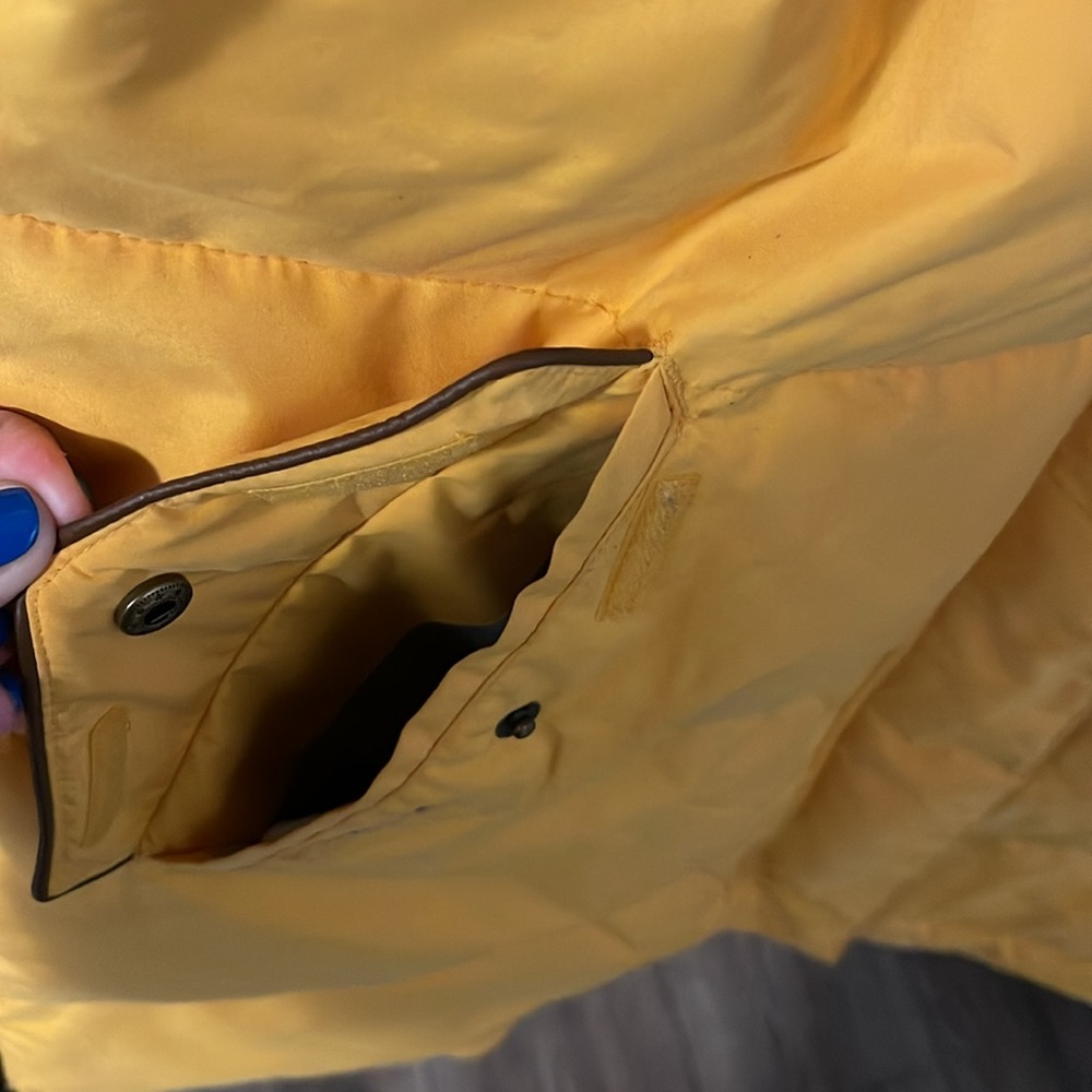 Roxy Parka - image 3